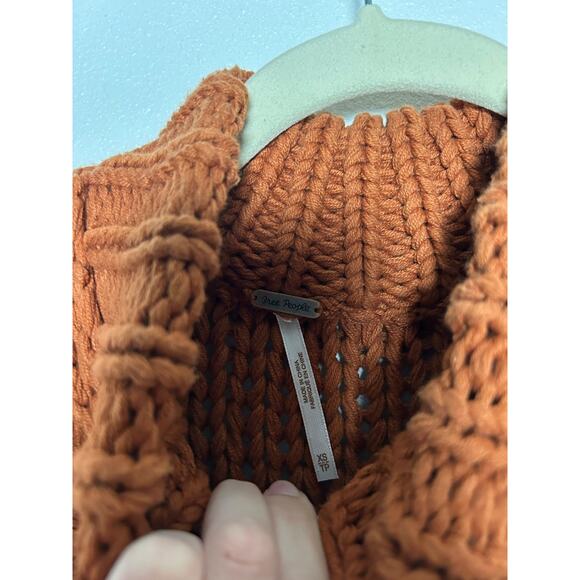 Free People My Only Sunshine Sweater Size XS Tuscan Earth Rust - Picture 3 of 6
